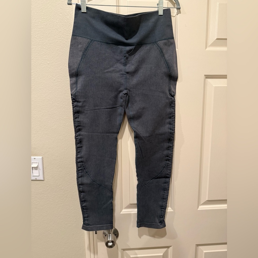 High-Waisted Gray Leggings